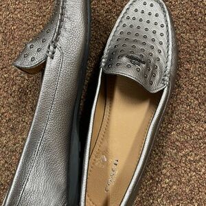 SWEET! Coach Metallic Silver Studded Flats - Orlene A00496 - Excellent Condition